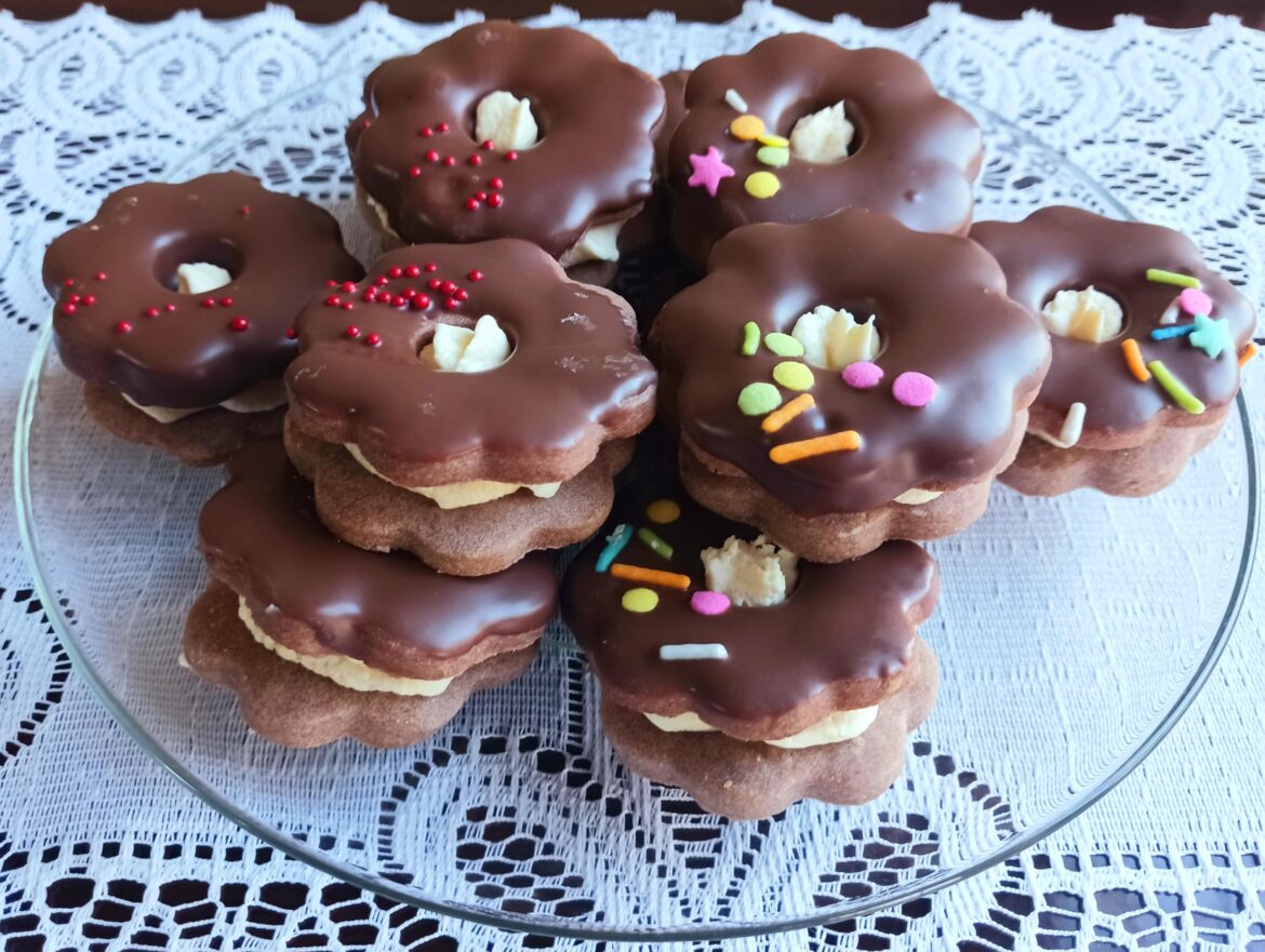 Cocoa Linzer cookies