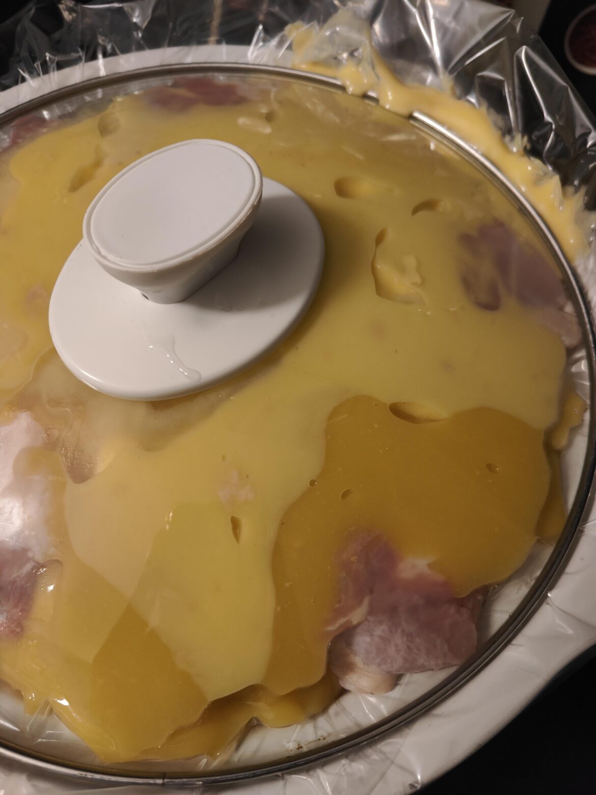 Two cans of the same condensed chicken soup. Two colors. Why?