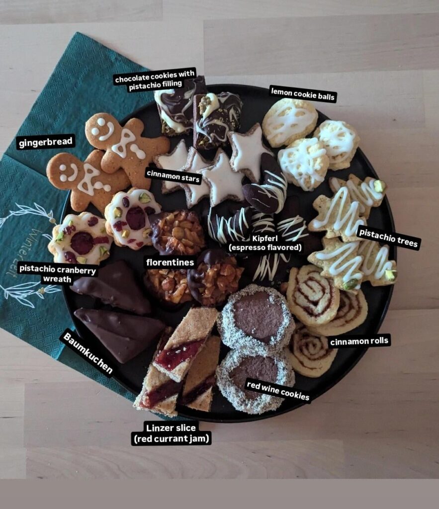 4th year of making Christmas cookie boxes 🎄🍪