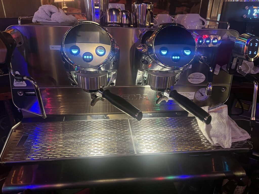 Anyone work with a Faema President GTi machine? Anyone work with a Faema President GTi machine?