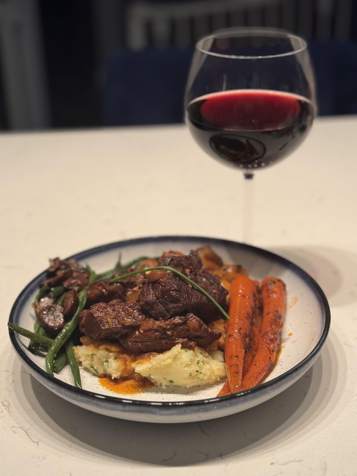 Red Wine Braised Chuck Roast With Mashed Potatoes, Carrots, Pearl Onions, and Green Beans