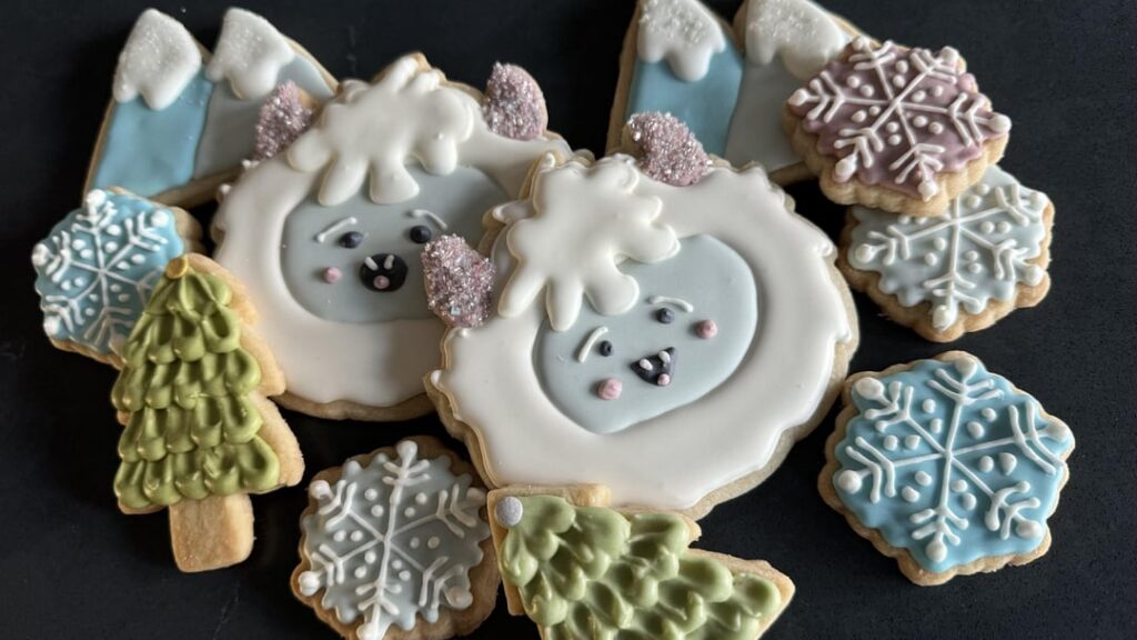 May your holidays be as cozy as a yeti’s cave