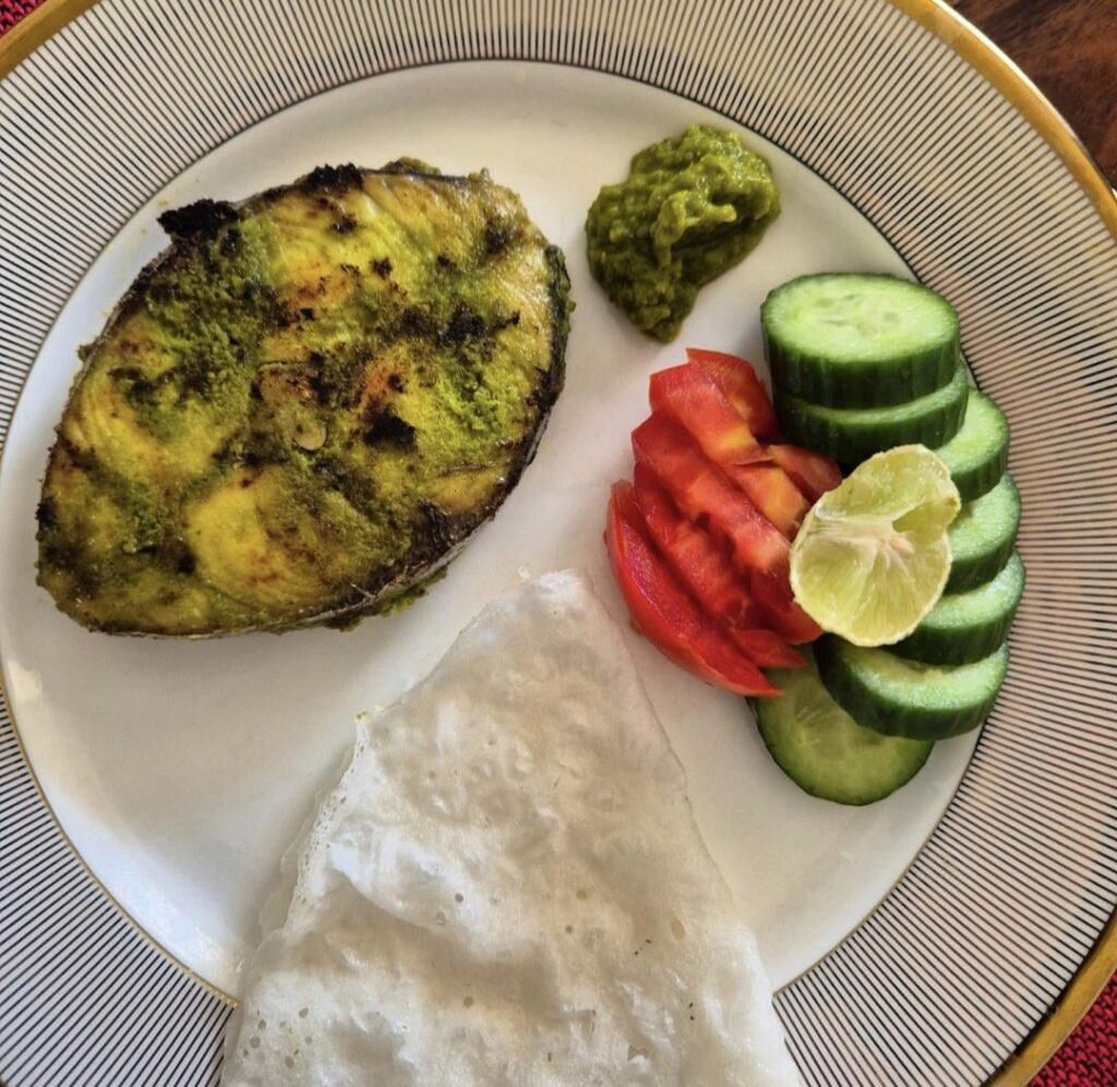 Kerala fish fry with neer dosa (thin rice flatbread) and spicy green chutney