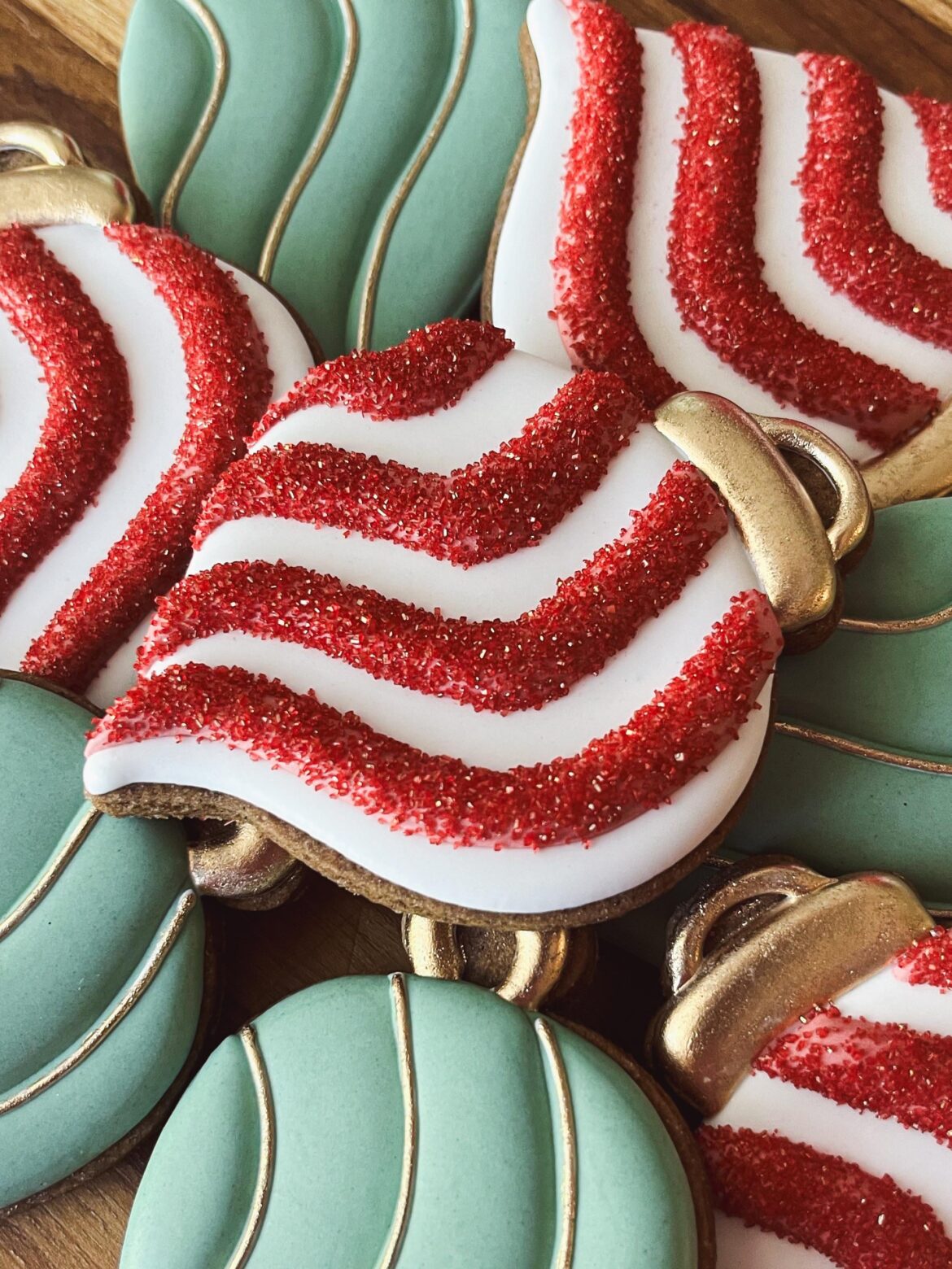 Holiday cookies are my favorite to decorate!