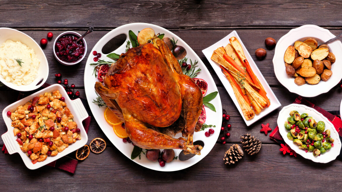 The Best Side Dish To Serve For Christmas Dinner According To 47% Of People The Best Side Dish To Serve For Christmas Dinner According To 47% Of People