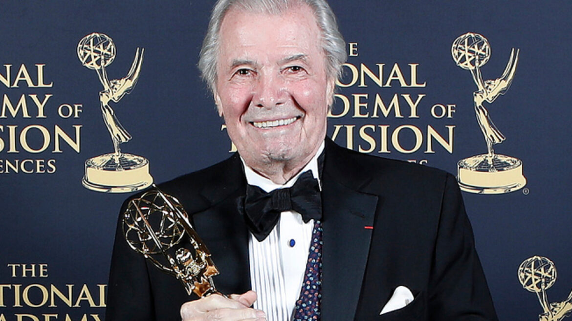 Jacques Pépin's Cheese Soufflé Is An Homage To His Mother