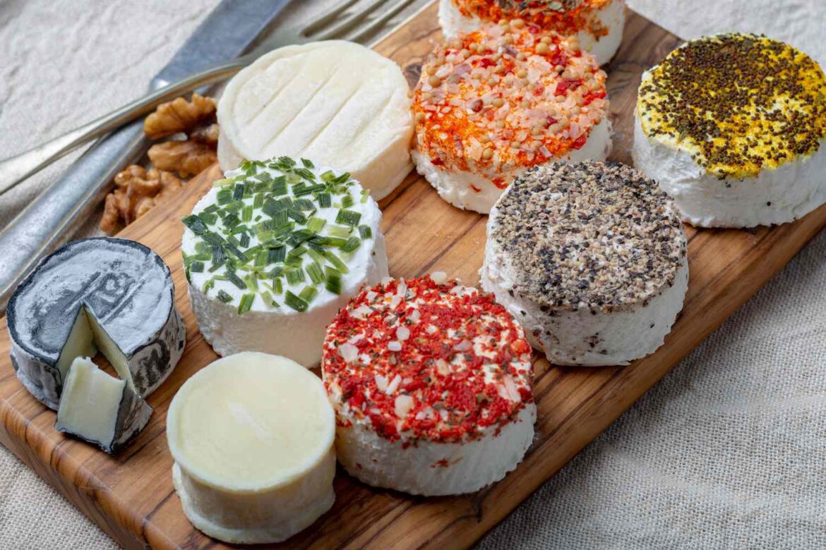 The 6 Best Low-Sodium Cheeses, According to a Dietitian