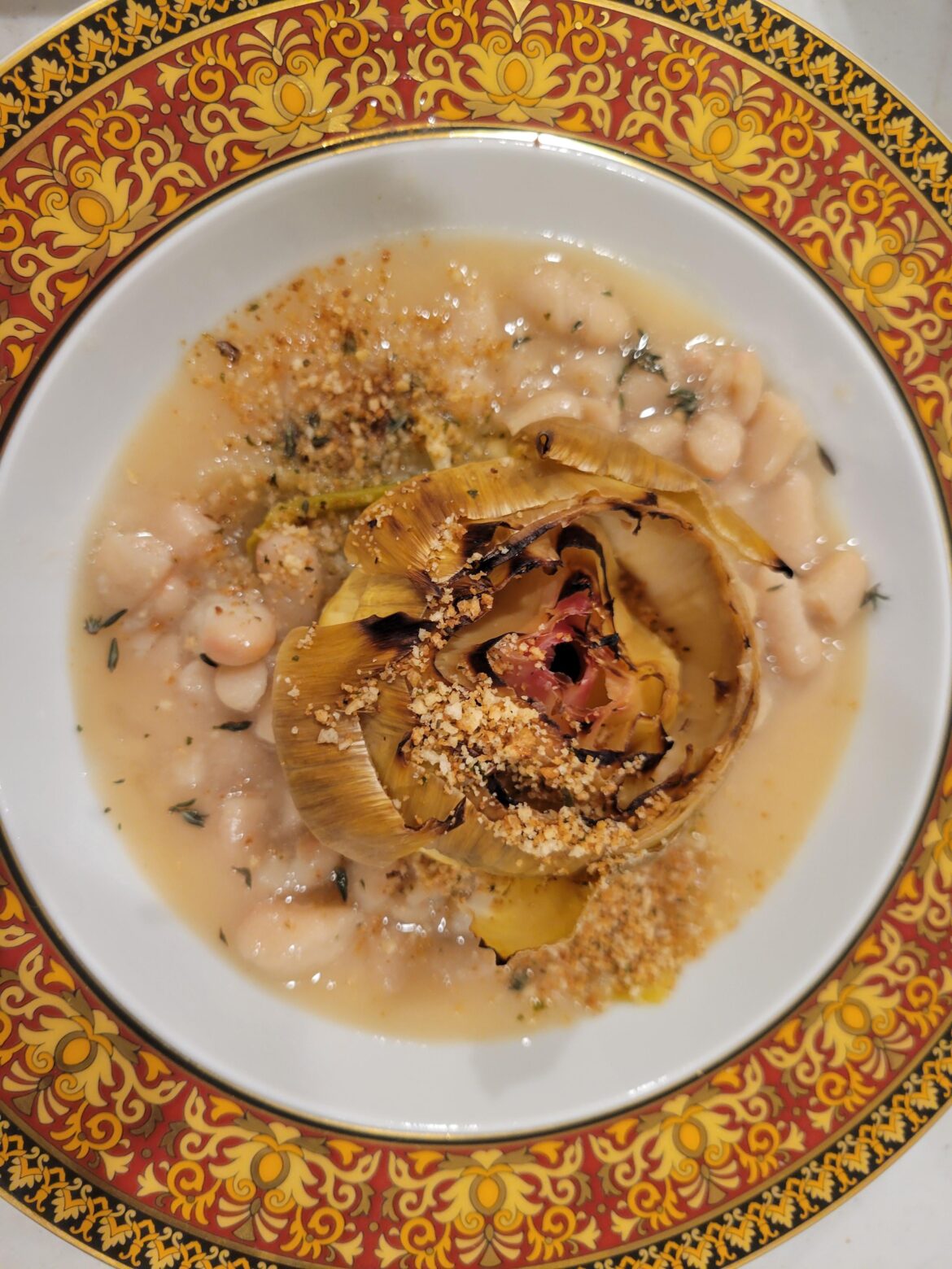 Artichoke, leek & white bean in veloute