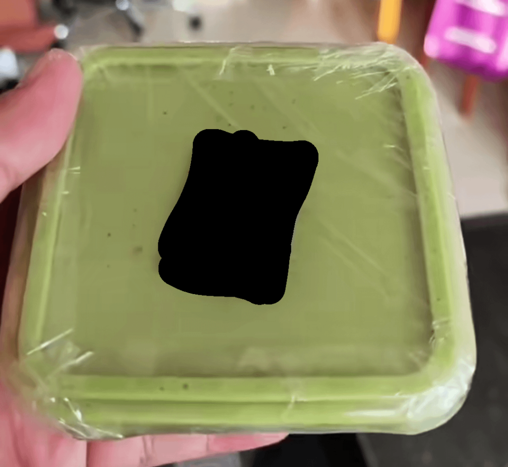 How many calories do we think are in 250g of matcha sauce?