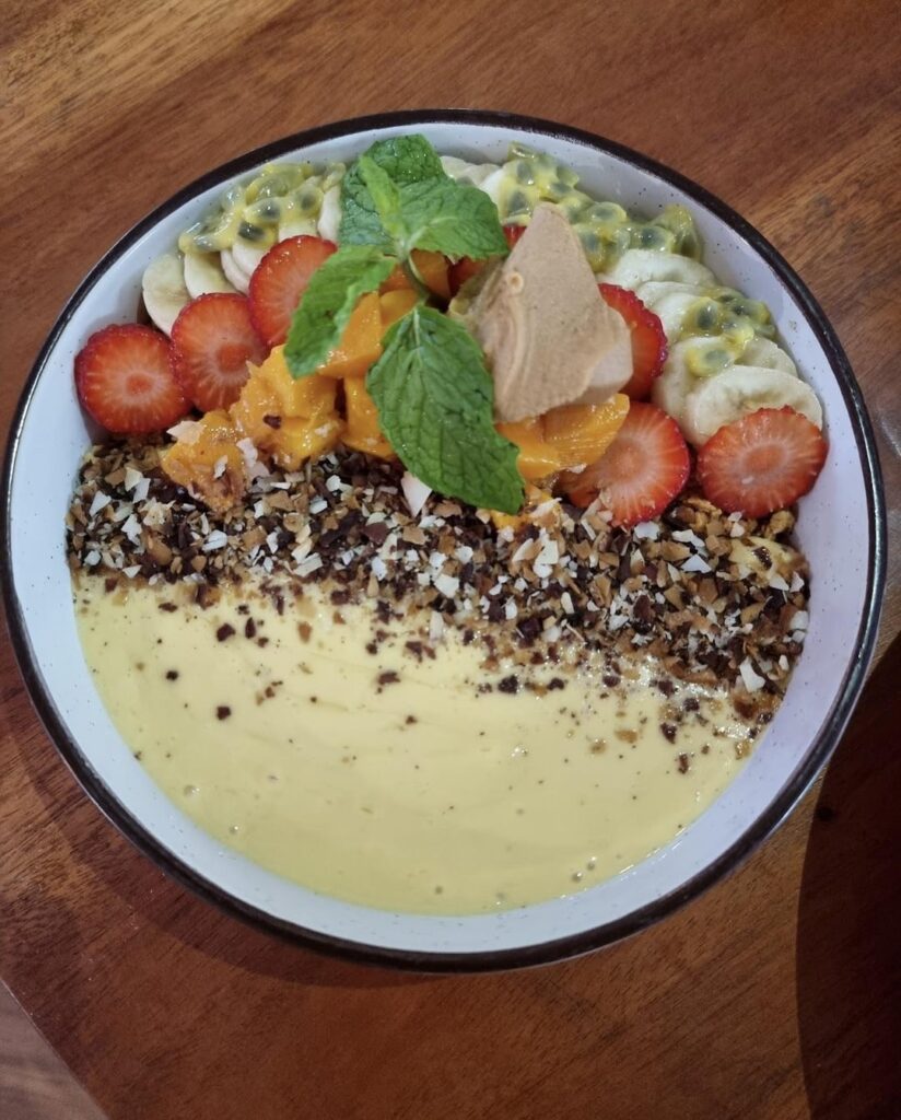 Peanut Butter Granola Bowl