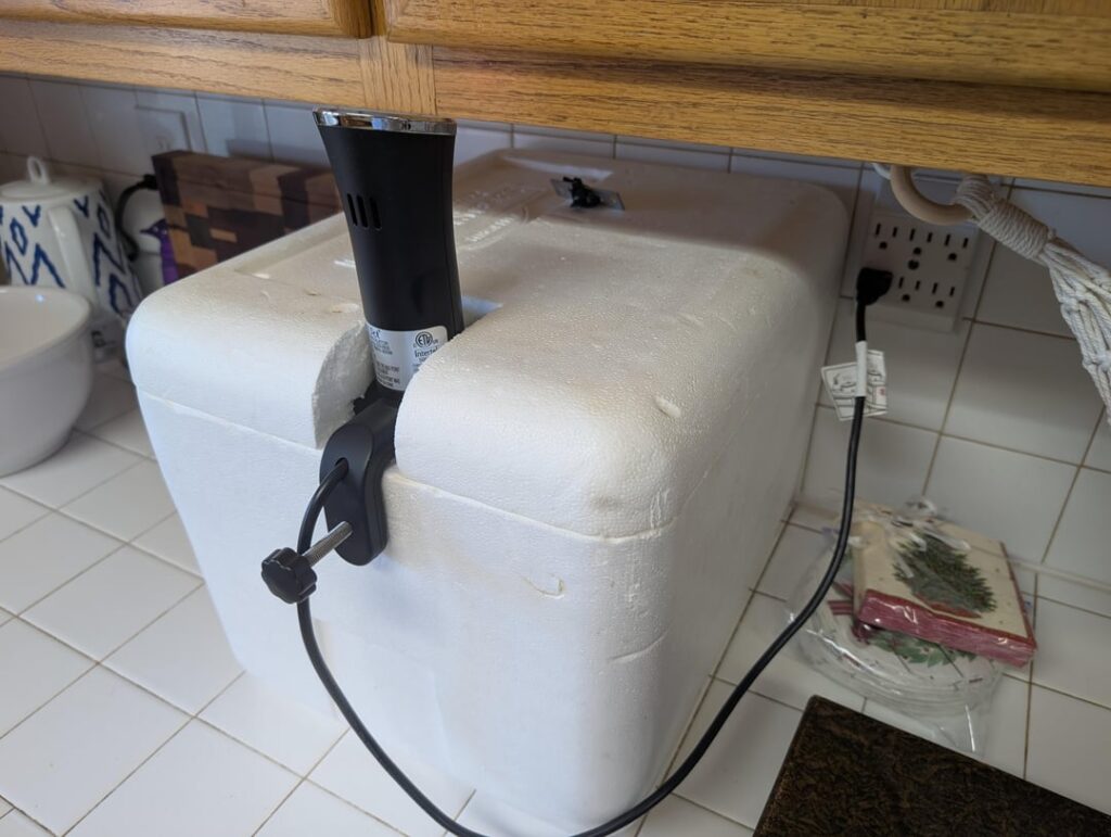 Never mind you guys and your store bought water coolers: say hello to my Nyeti set up! Sir Charles coming in low and slow just in time for Christmas.