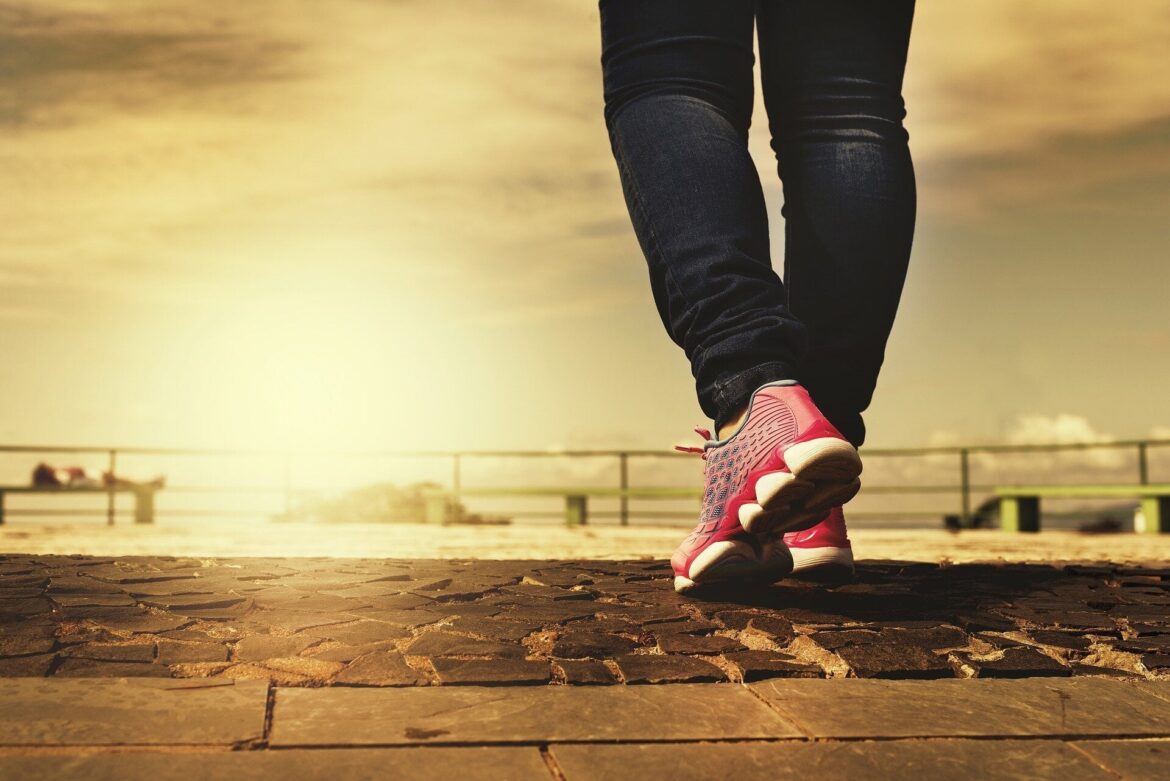 CICO news: study shows walking in short burst burns more calories than nonstop activity.