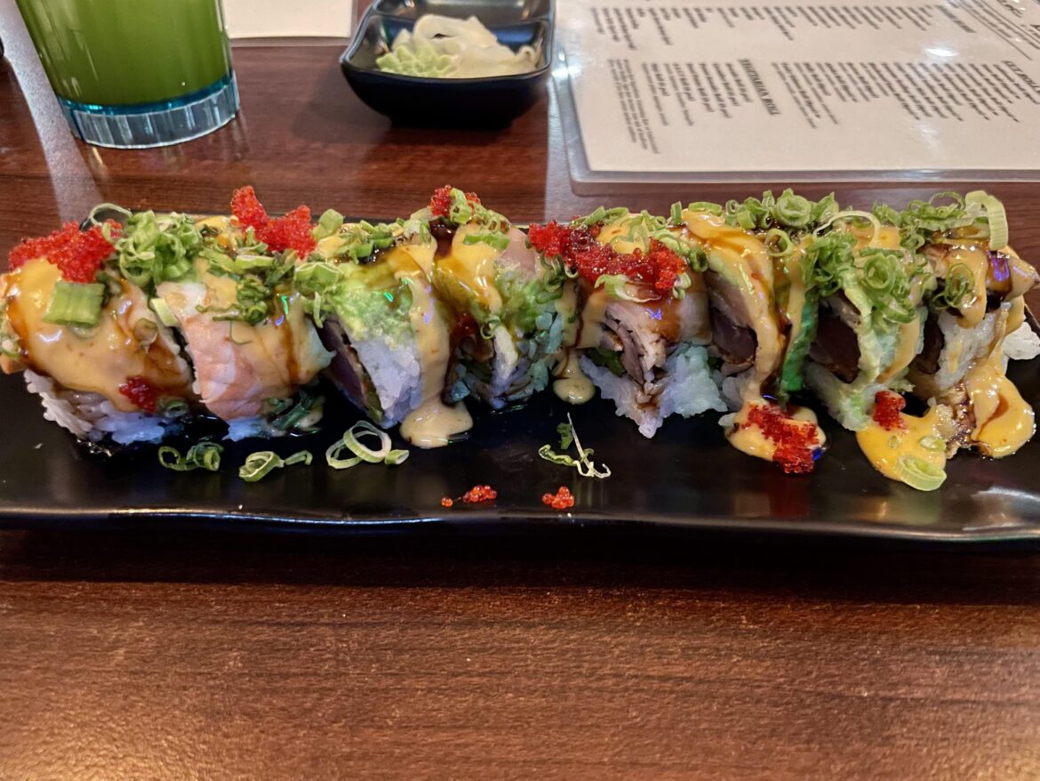 Rainbow sea roll