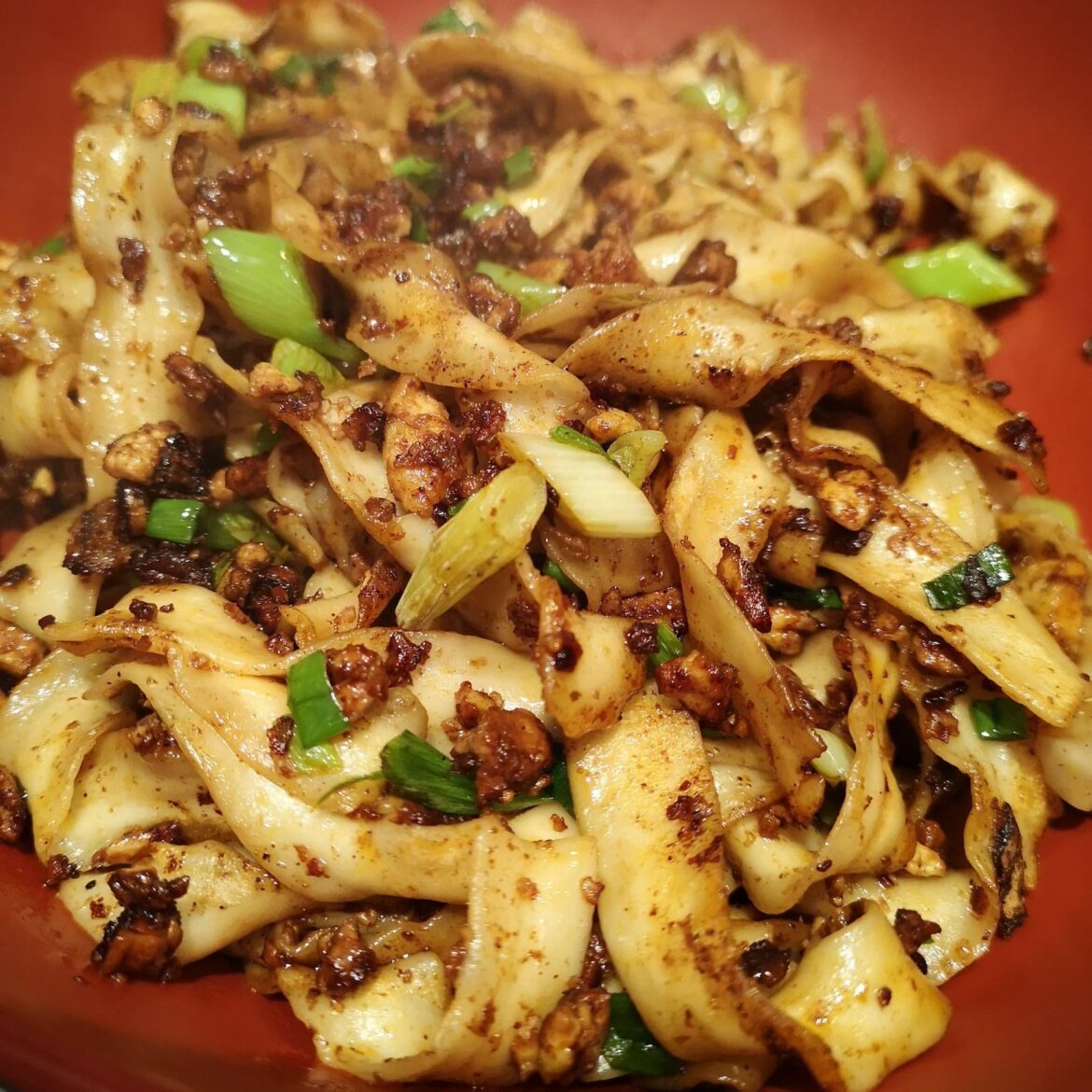 garlic chili tofu noodles