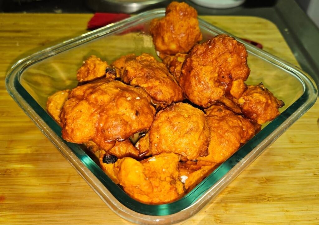 Homemade Buffalo Cauliflower (details, recipe in comments)