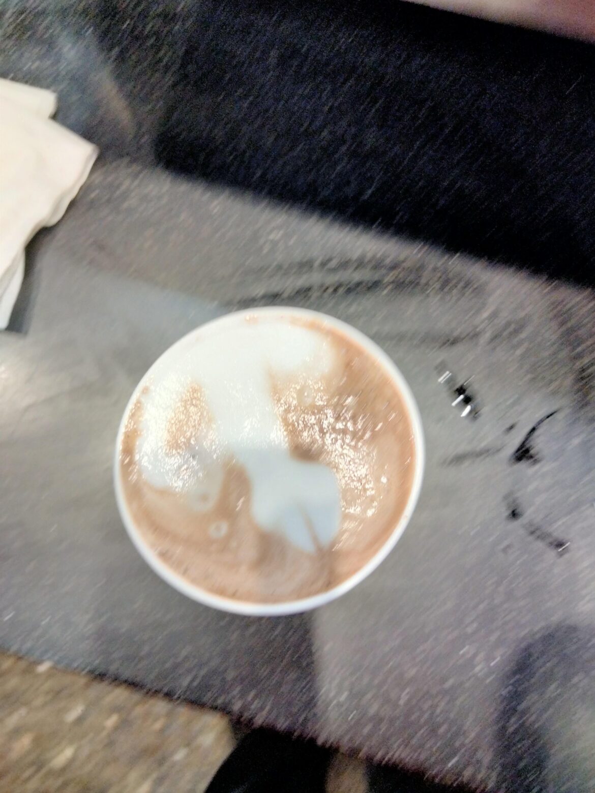 Finally getting the hand of this! Do y'all like my leaf? (Oops)