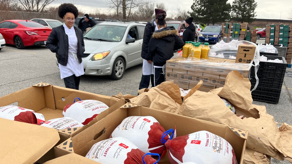 UHC donates Christmas food hampers UHC donates Christmas food hampers