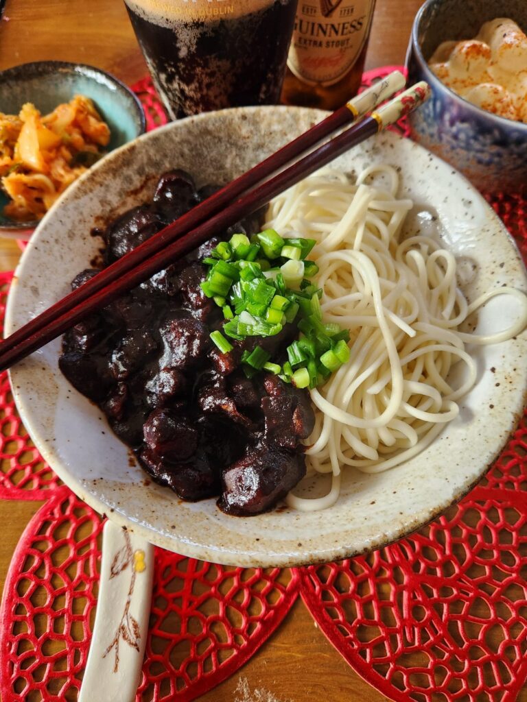 Jjanjangmeon, Tteok and Cheese, Kimchi