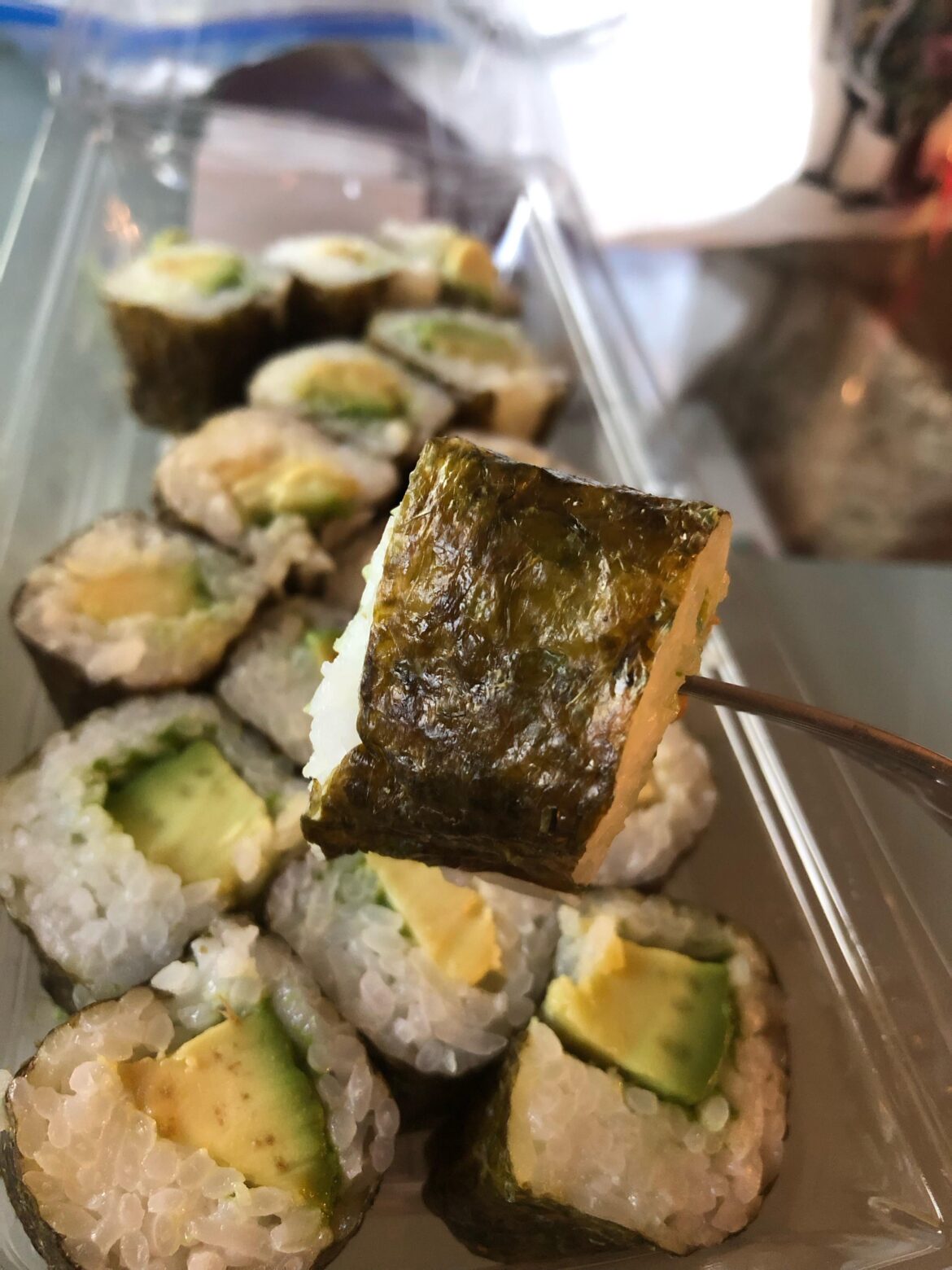 Is sushi seaweed ok if it’s lighter green/brown?