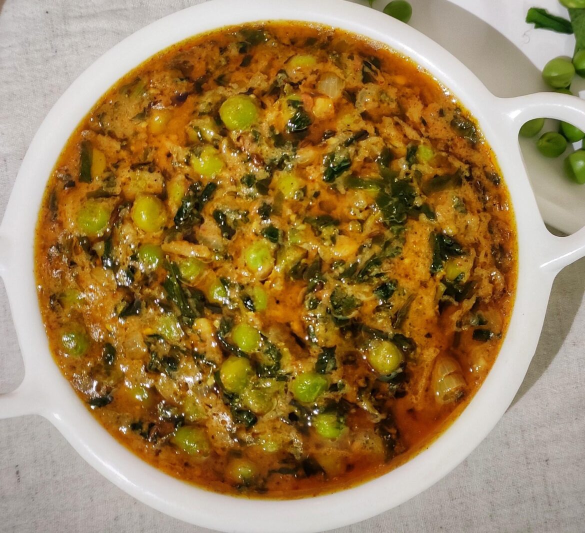Methi matar malai