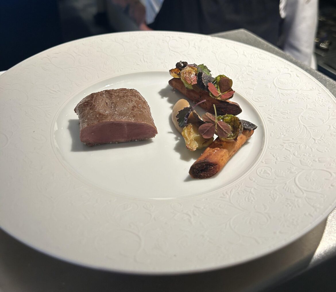 Roe deer, salsify, brussel sprouts, truffel