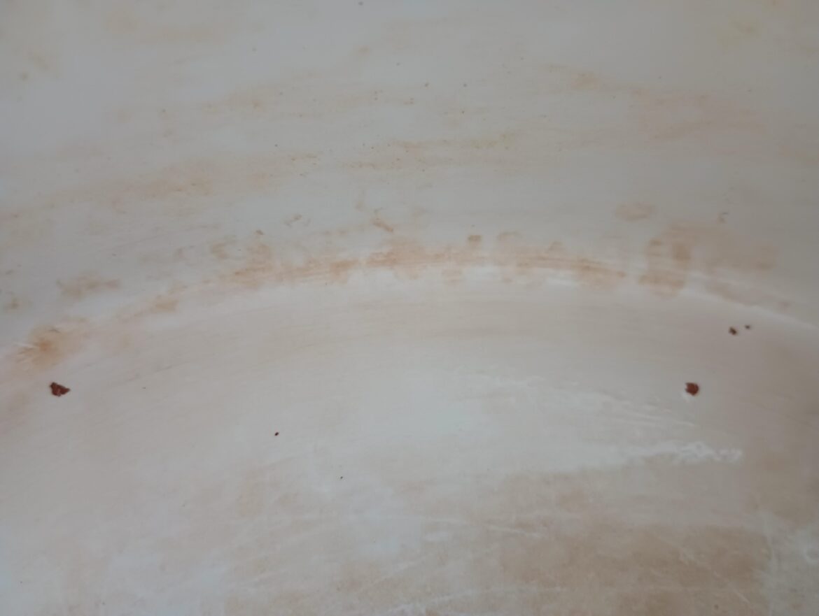 Chipped glaze still safe?