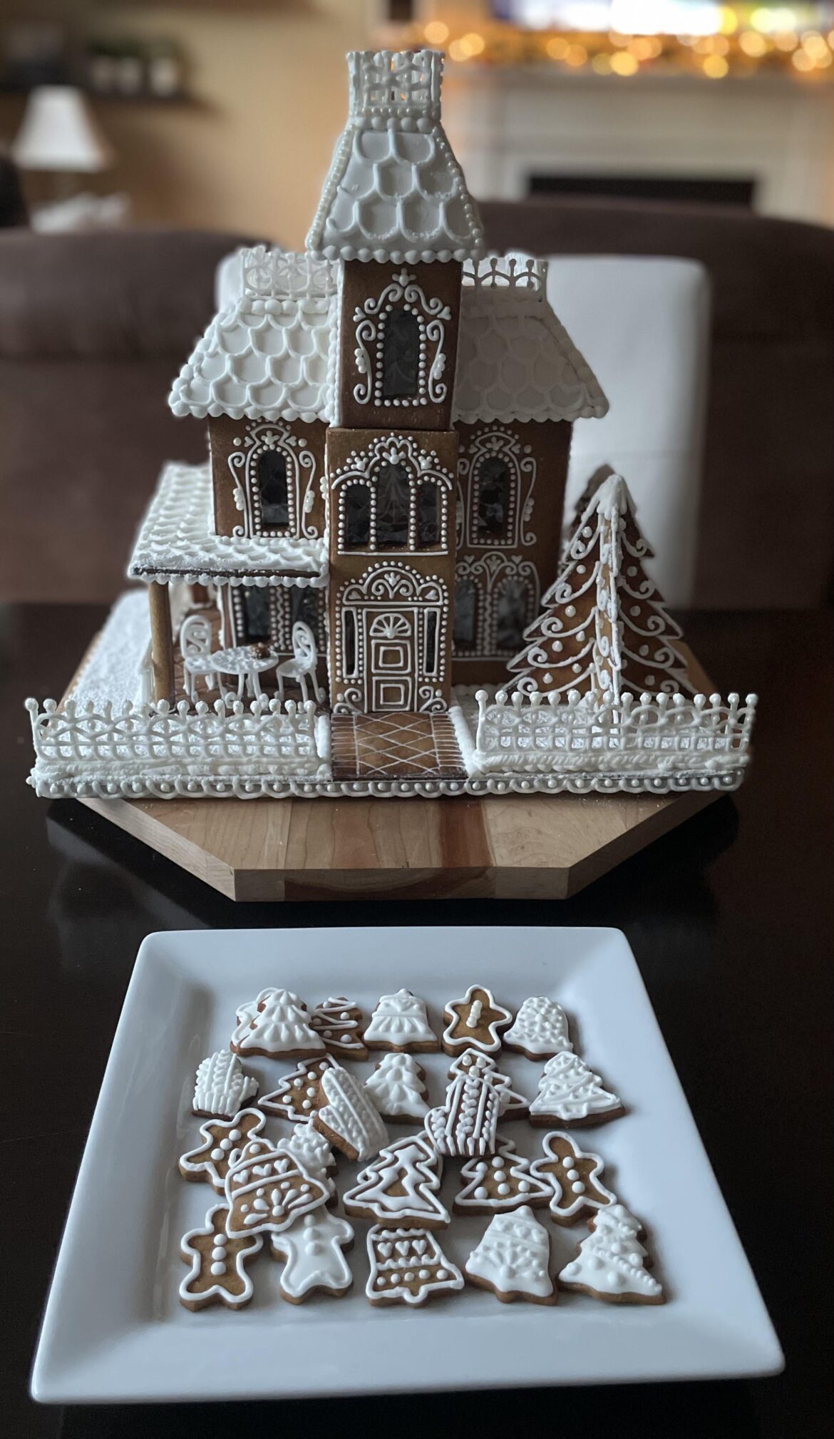 Holiday Gingerbread