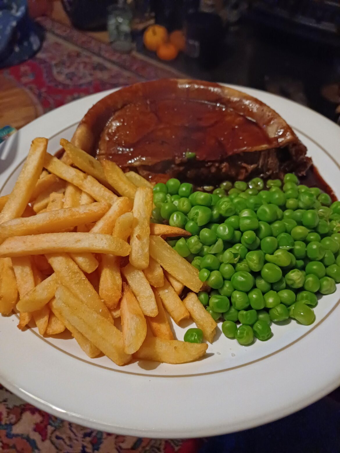 Brocklebys Moo & Blue Pie handmade in Melton Mowbray. Beef Steak, Ale and Stilton with a red wine jus.