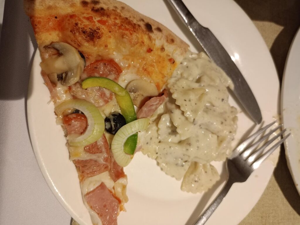 Cals in this pizza and truffle pasta