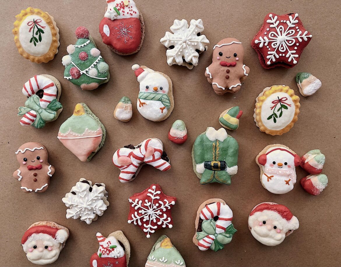 Christmas macarons
