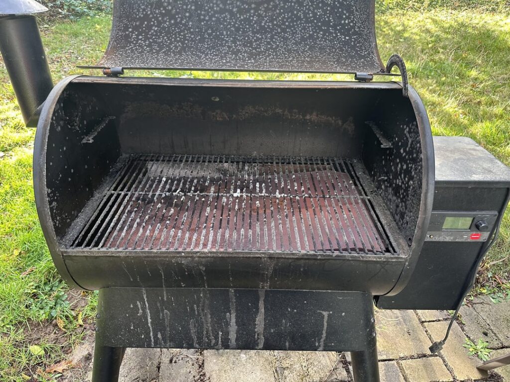 Please no judgment, I adopted it from someone who abandoned it