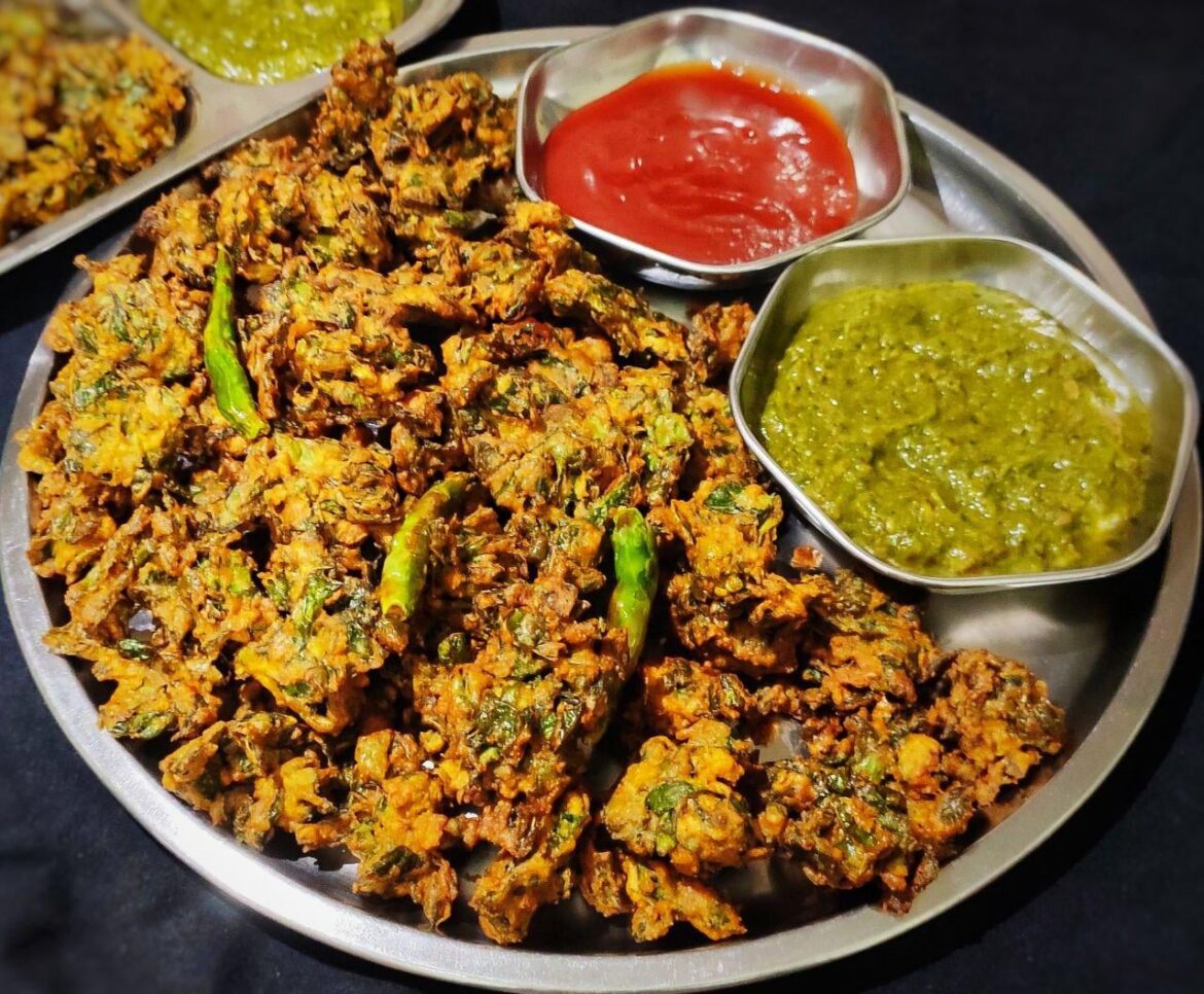 Arbi patte ki pakodi
