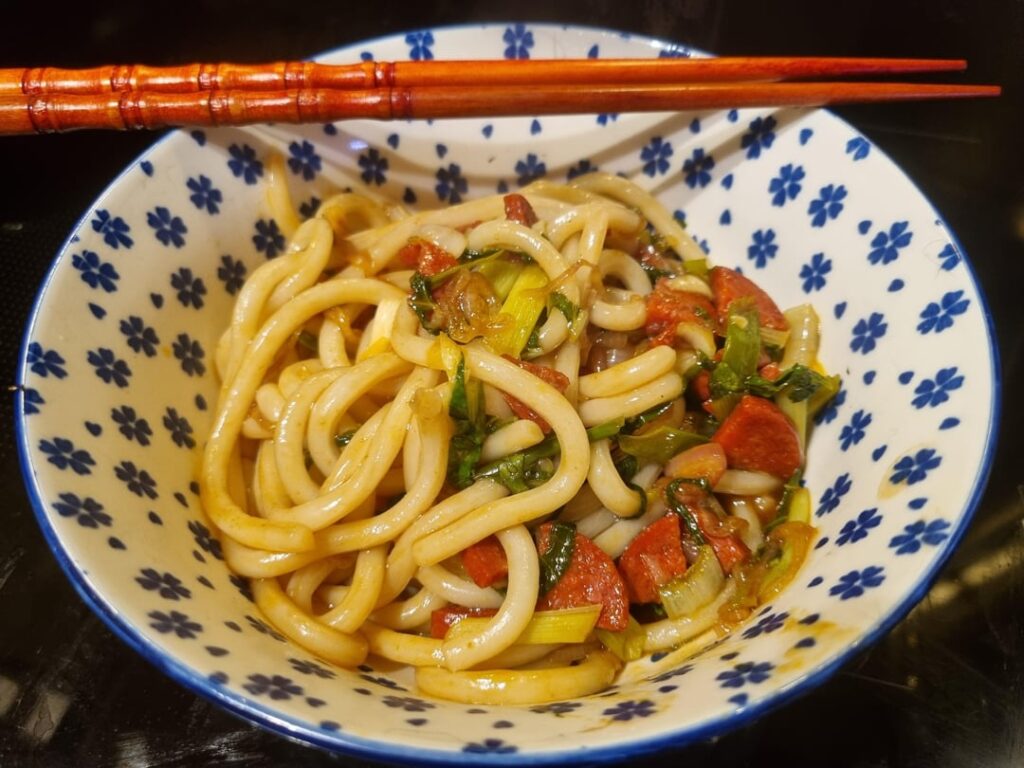 Stir fry udon noodles