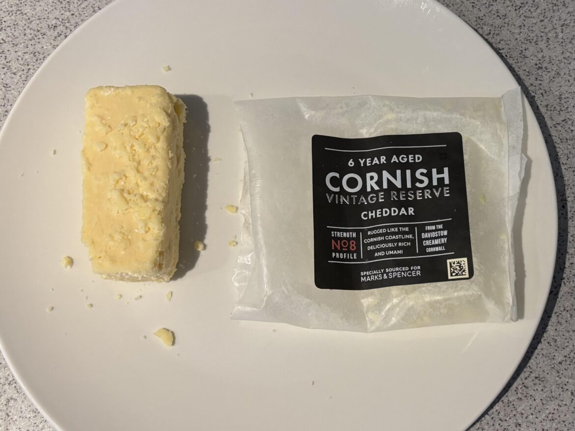 I strongly recommend this cheddar (UK)