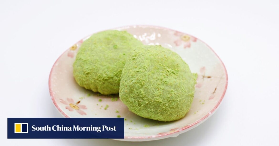 Japan grapples with sticky problem – potentially fatal mochi binge over holidays