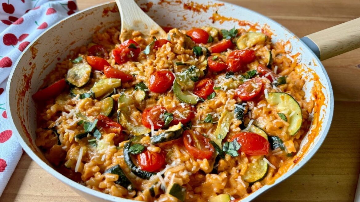 Healthy Tomato and Zucchini Risotto | Easy rice dish recipe Healthy Tomato and Zucchini Risotto | Easy rice dish recipe