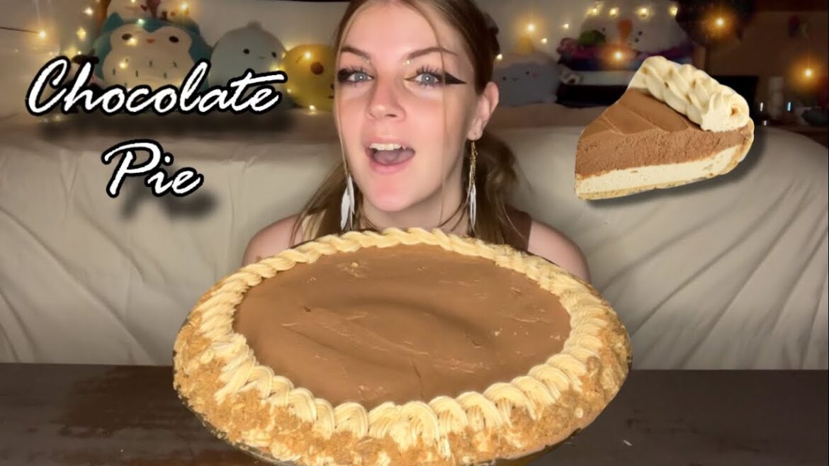 CHOCOLATE PEANUT BUTTER PIE MUKBANG! (Vegan) (No Talking)