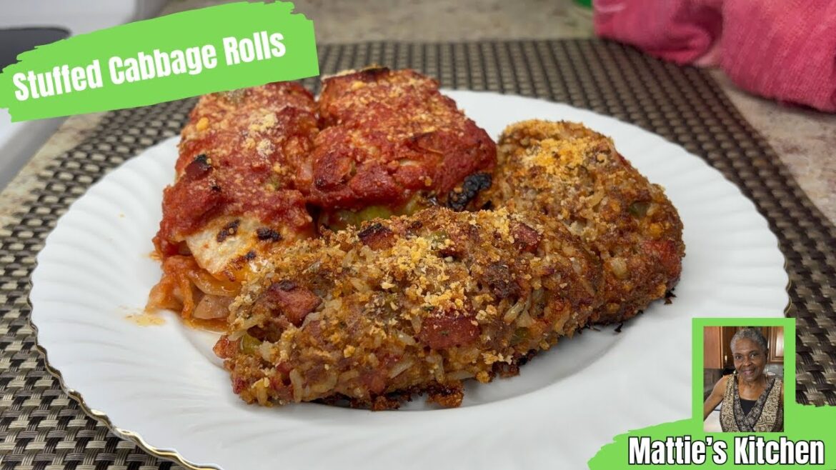 Easy Delicious Stuffed Cabbage Rolls / Mattie’s Kitchen Easy Delicious Stuffed Cabbage Rolls / Mattie's Kitchen