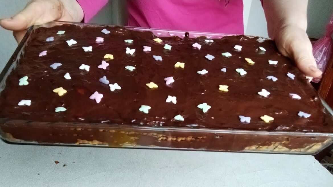 Hazırsak Başlıyoruz! Anne Usulü Bisküvili Pasta tarifi Veriyorum Hazırsak Başlıyoruz! Anne Usulü Bisküvili Pasta tarifi Veriyorum