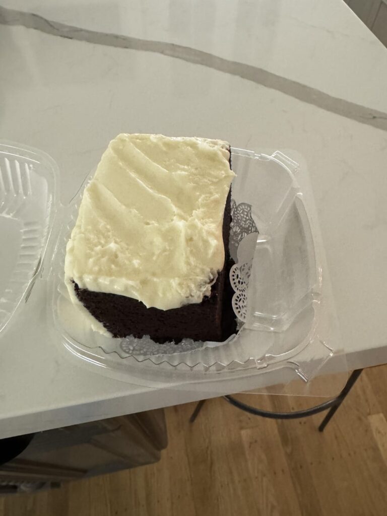 Calories in cake slice