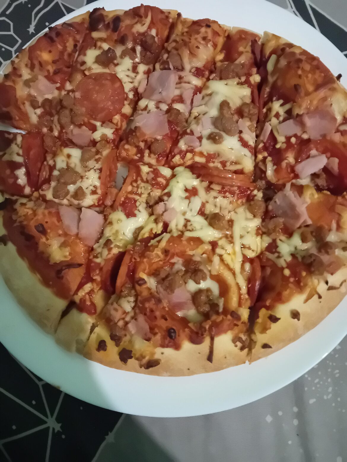 Look at how my dad desecrated my pizza