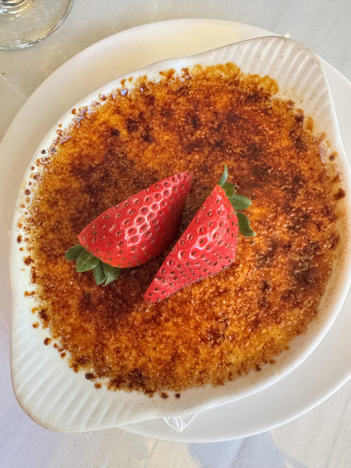 Creme Brulee anyone? Dessert at Monsieur Marcel 🍓