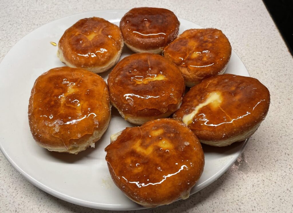 Made Crème Brûlée donuts ! ✨