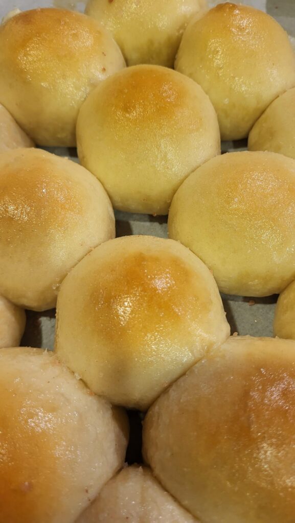 I made Texas Roadhouse copycat rolls.