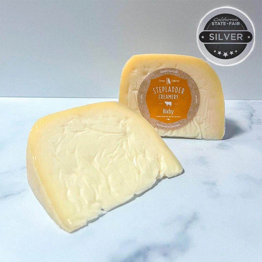 Day 1561 of posting images of cheese until I run out of cheese types: Bixby