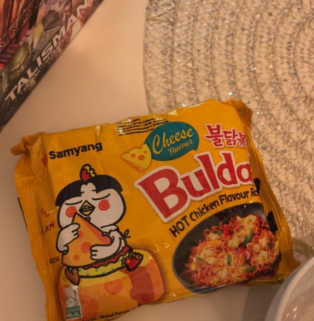 I was finally able to finish a bowl of buldak.😋