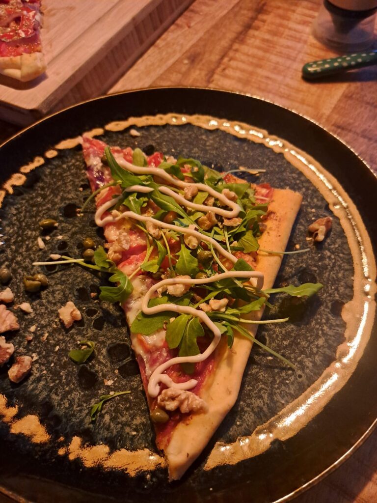 Hubby made pizza 😍🍕