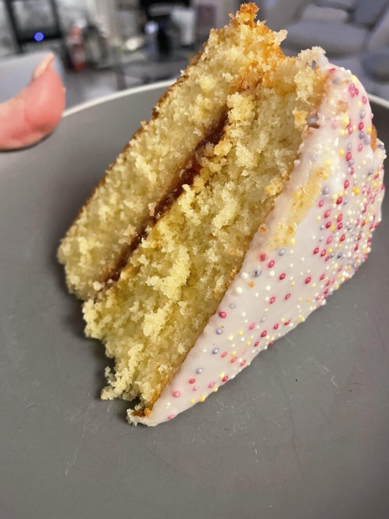 Me and my 3yo baked a cake this afternoon