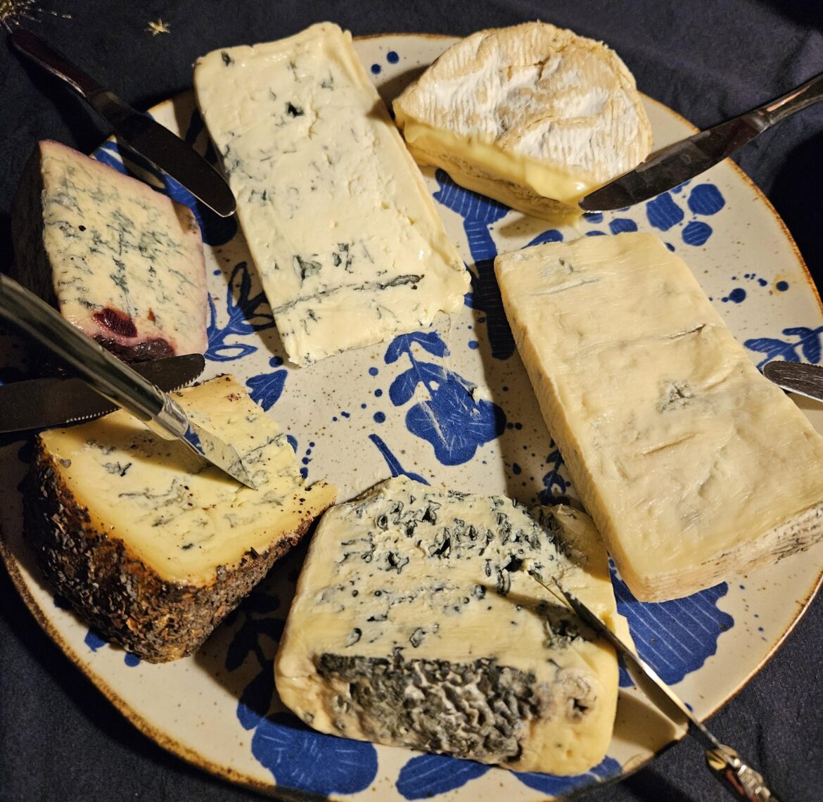 Here are some of the cheeses I enjoyed during Christmas. Apologies for forgetting the names, but it was still a delicious plate!