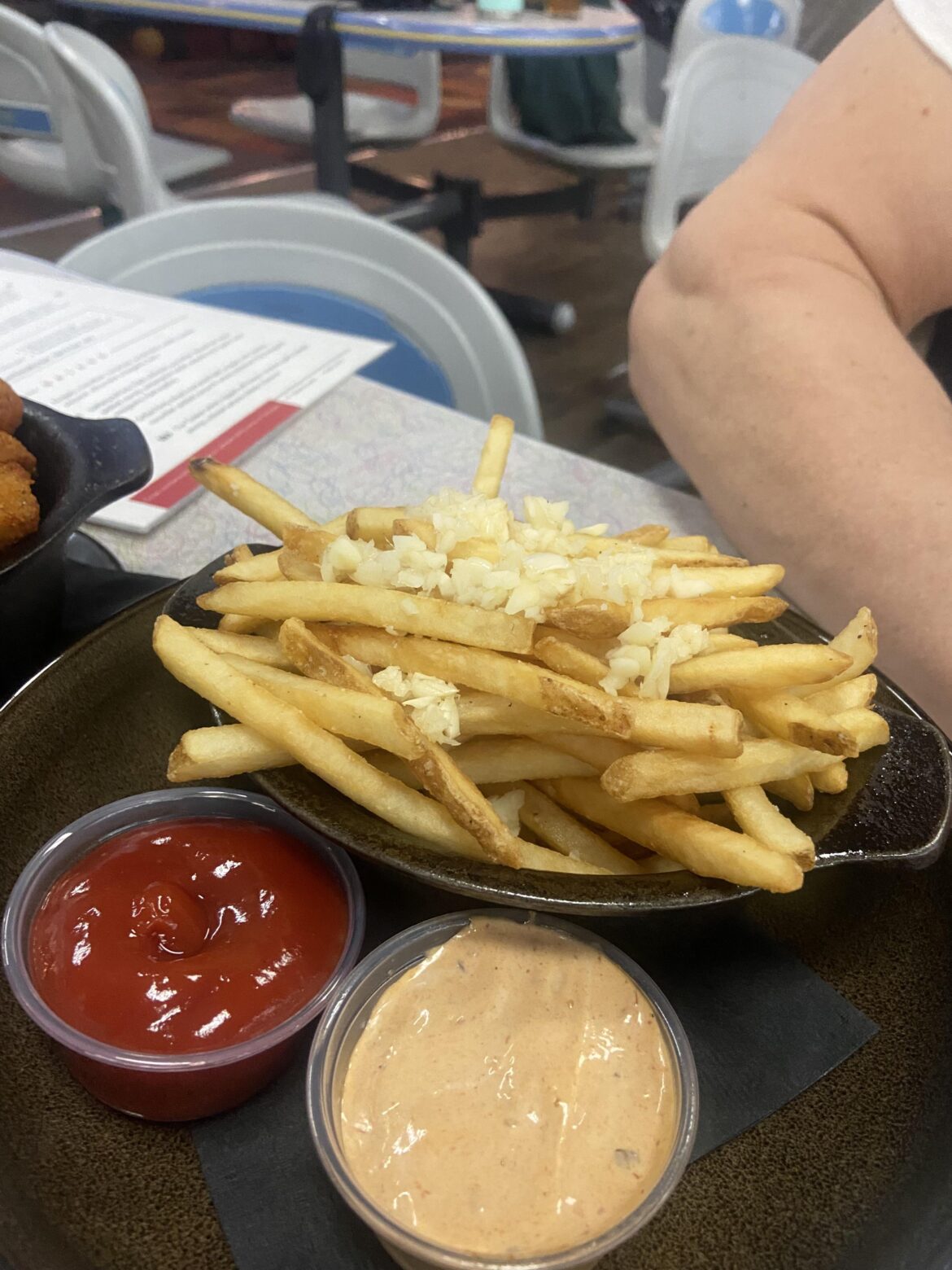 Served "Garlic fries"